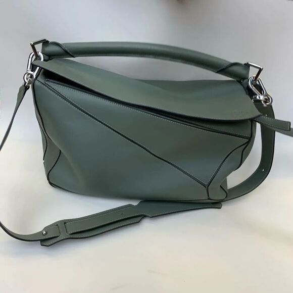LOEWE Handbags - Loewe Women Pre-Loved Bag Very Good Condition